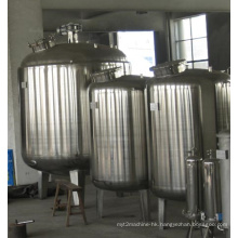 Distilled Water Heating Tank with Mixing Device